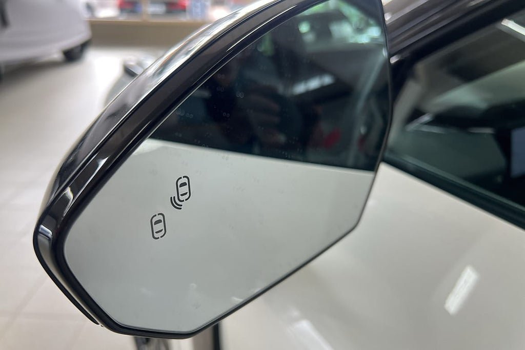 Vehicle Image 22
