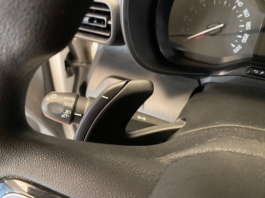 Vehicle Image 45