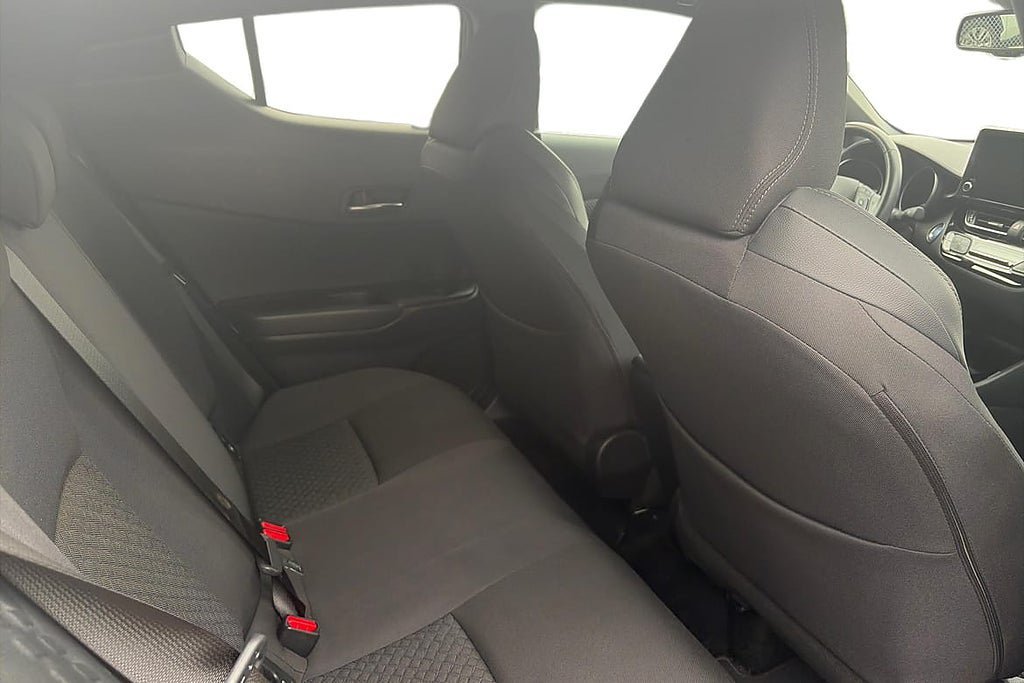 Vehicle Image 7