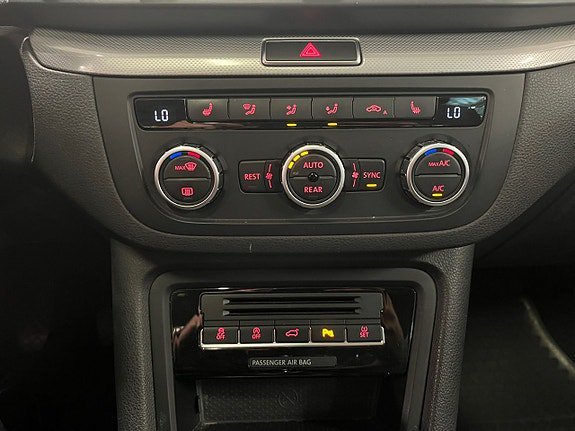 Vehicle Image 24