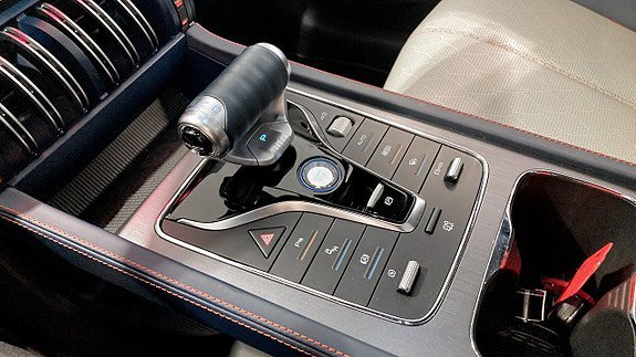 Vehicle Image 15