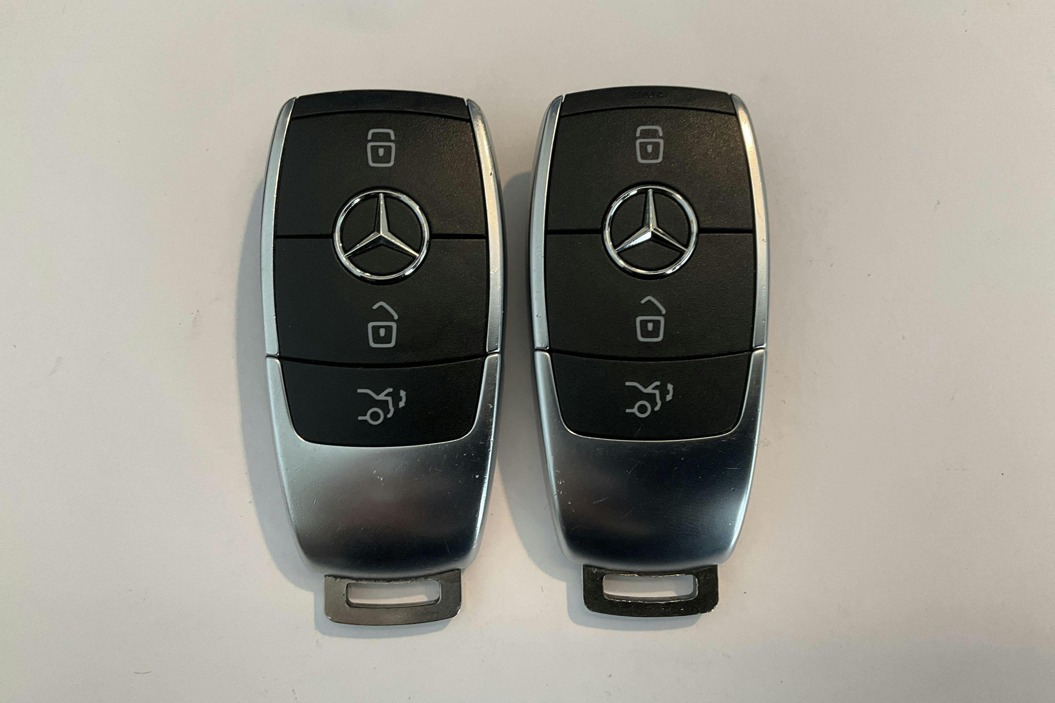 Vehicle Image 23