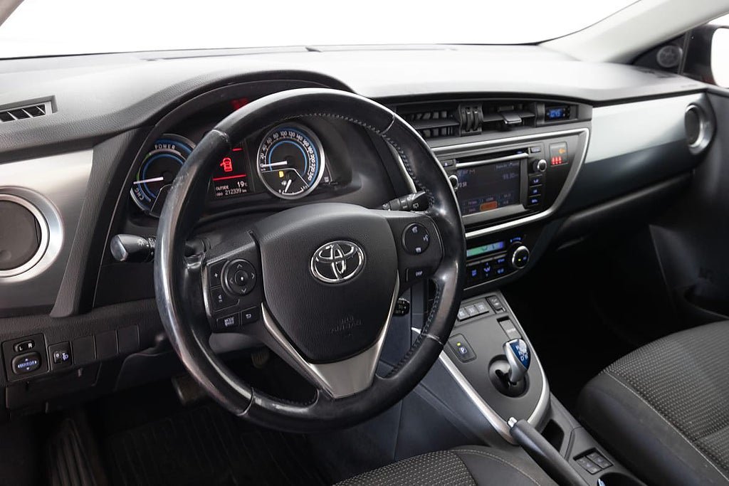 Vehicle Image 18