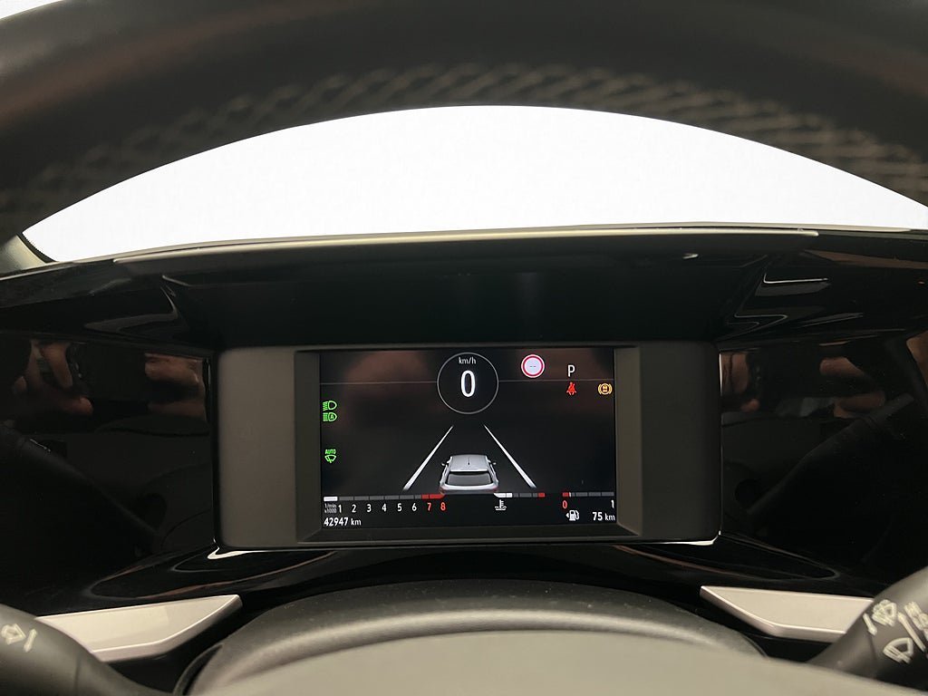 Vehicle Image 17