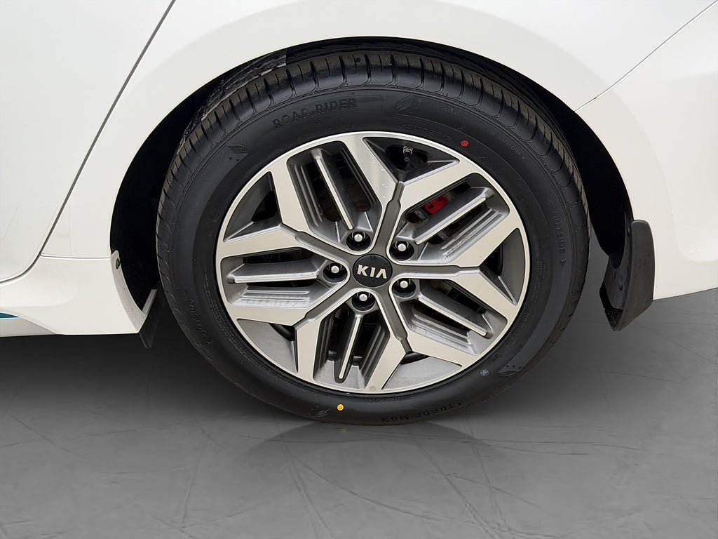 Vehicle Image 35