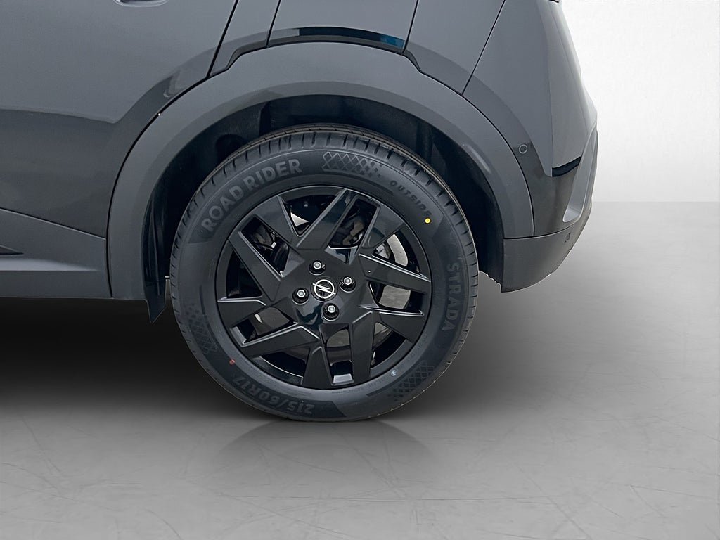 Vehicle Image 30