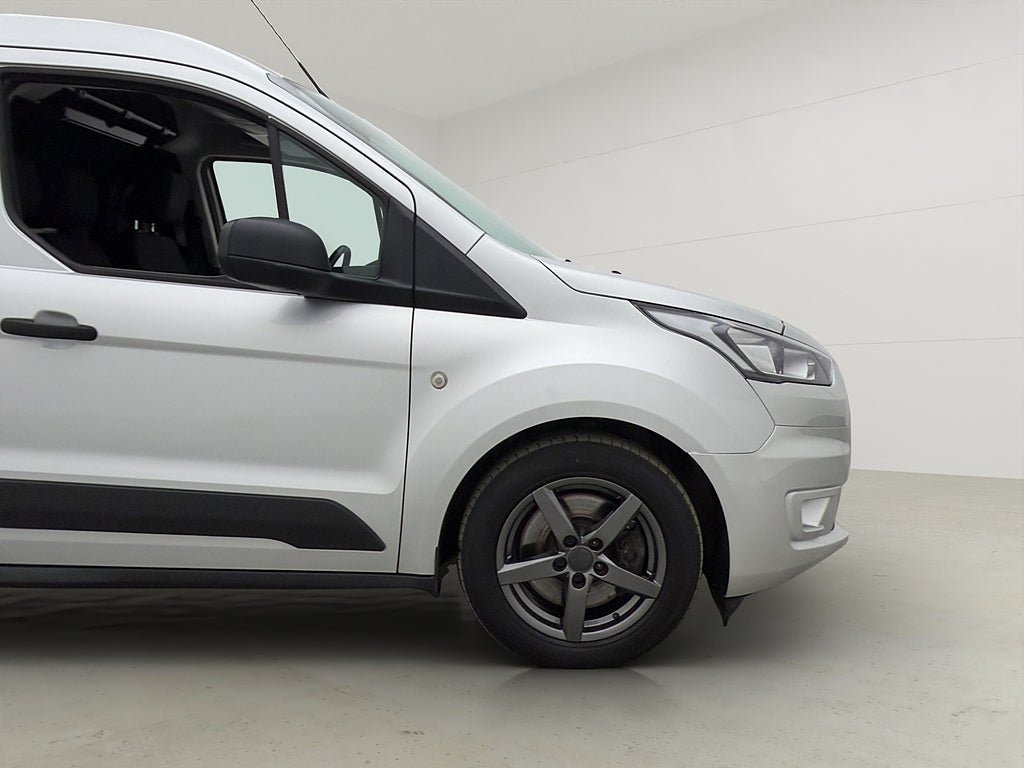 Vehicle Image 28