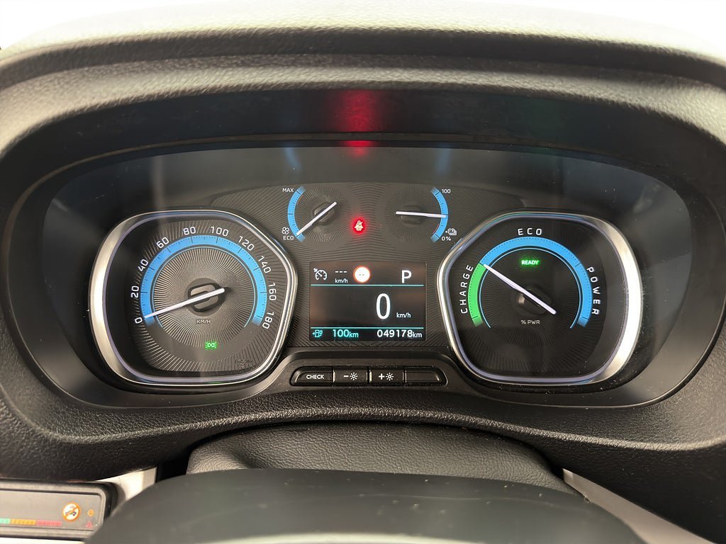 Vehicle Image 19