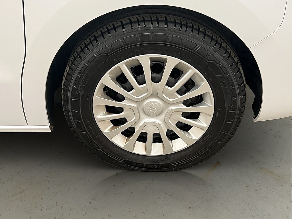 Vehicle Image 31