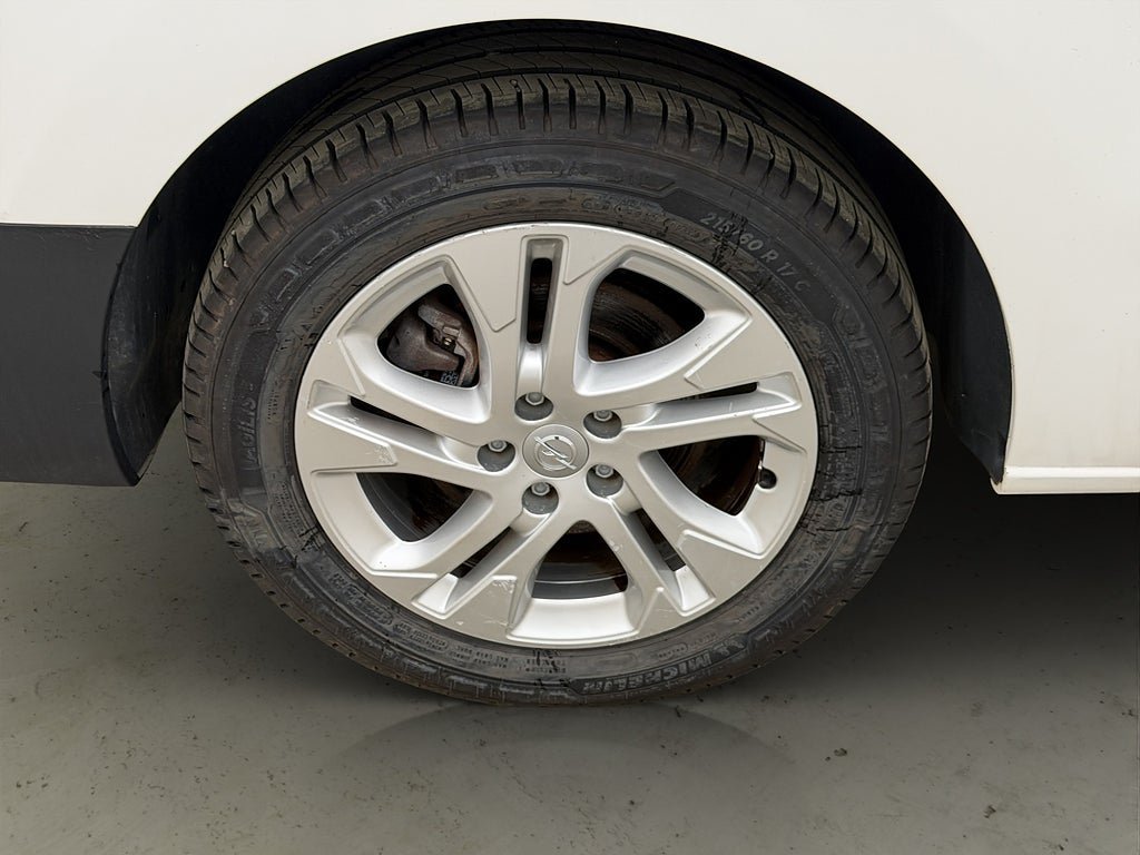 Vehicle Image 31