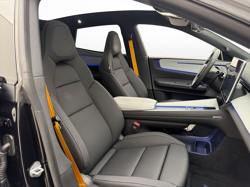 Vehicle Image 36