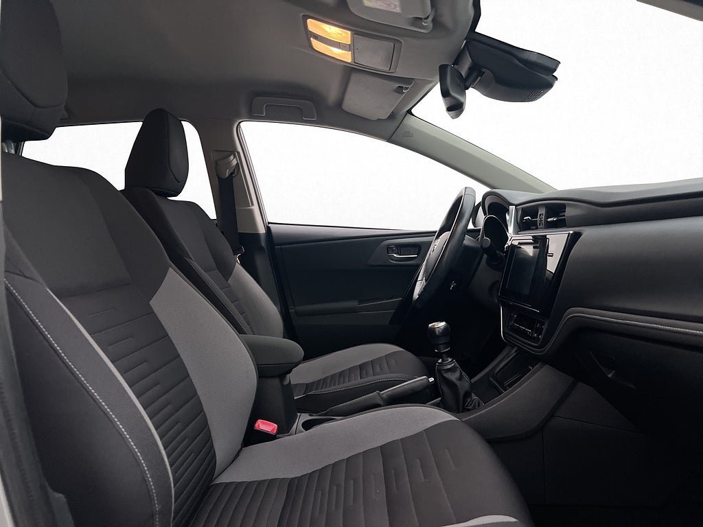 Vehicle Image 21