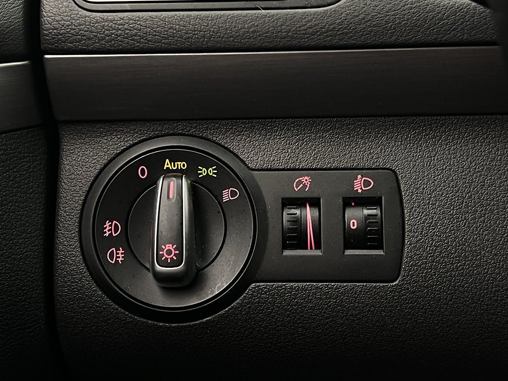 Vehicle Image 27