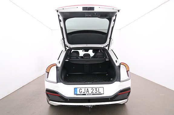 Vehicle Image 23