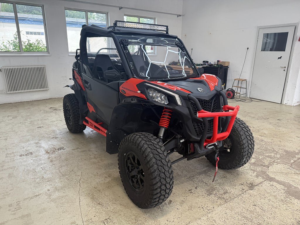 Vehicle Image 6