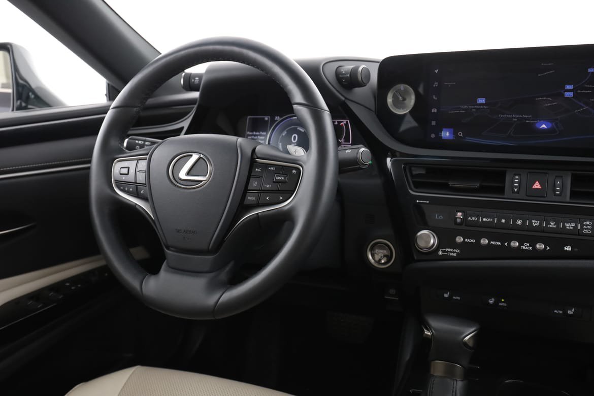 Vehicle Image 14