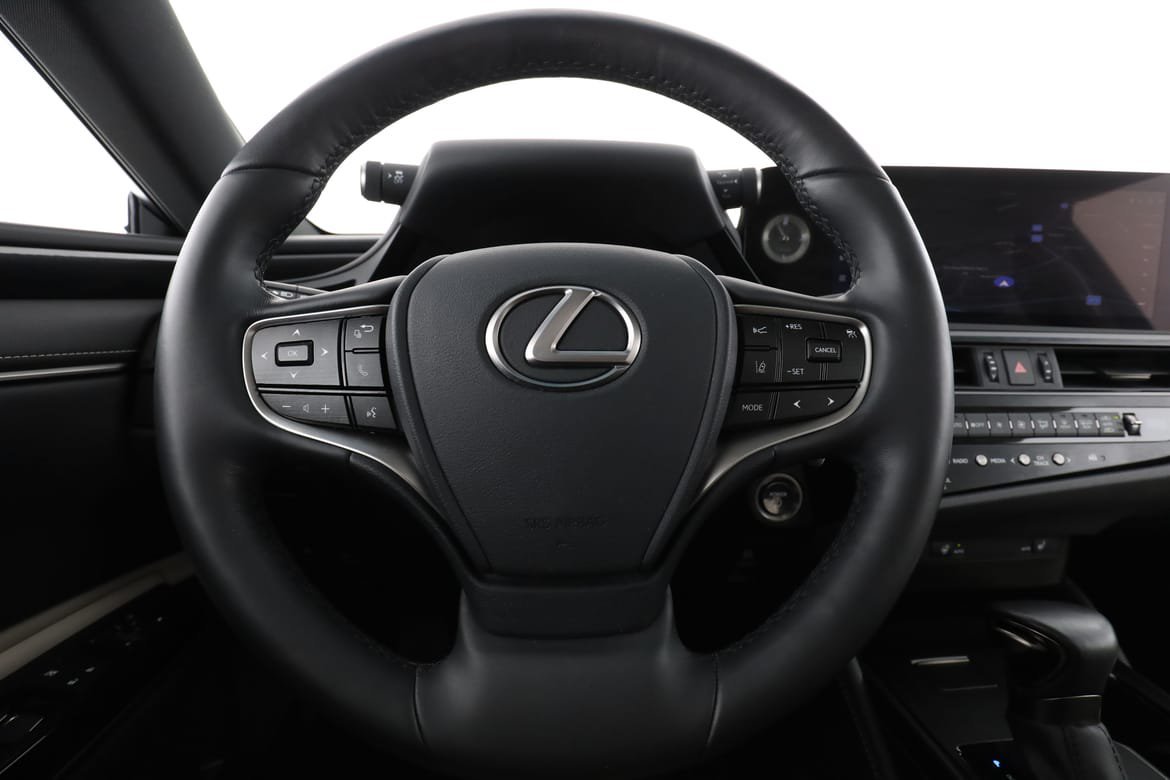 Vehicle Image 19