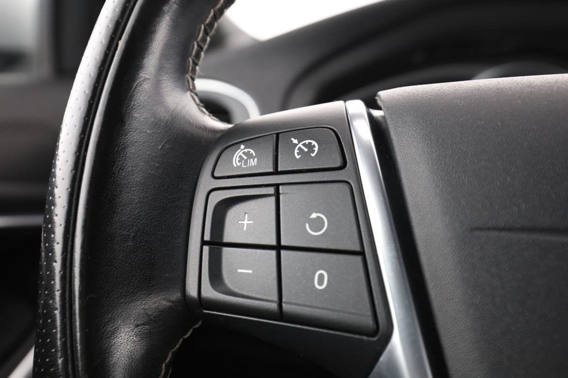 Vehicle Image 26