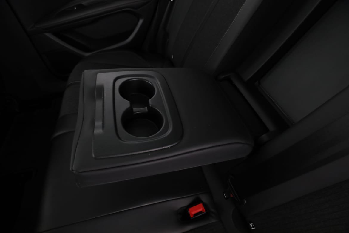 Vehicle Image 34