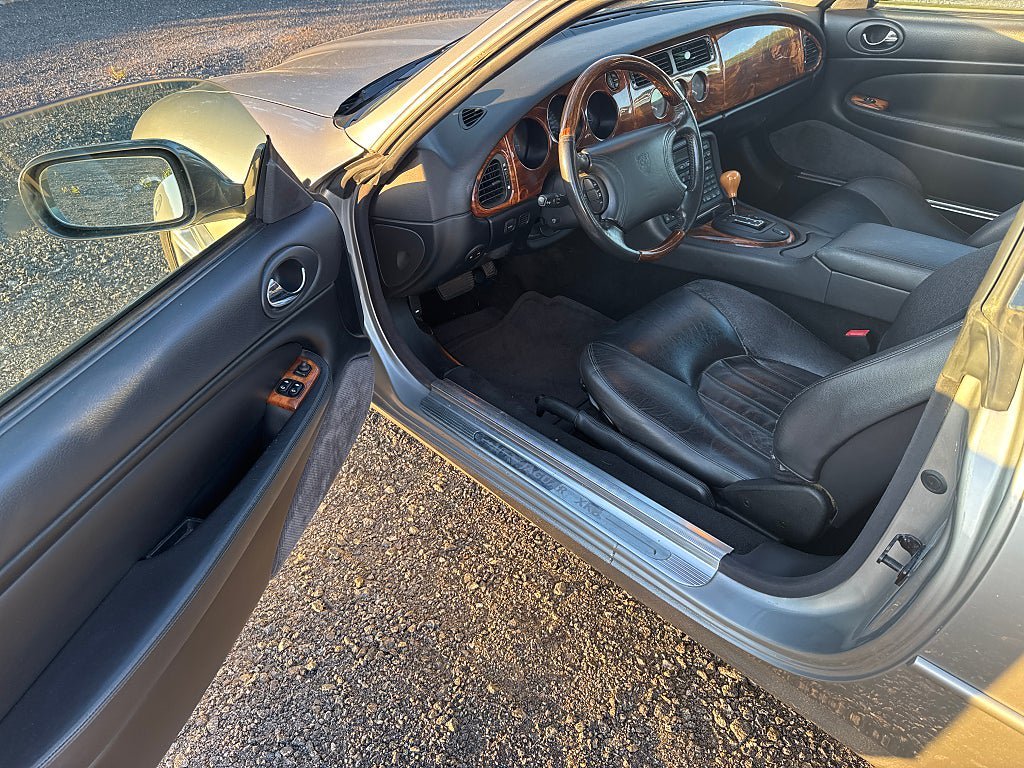 Vehicle Image 17