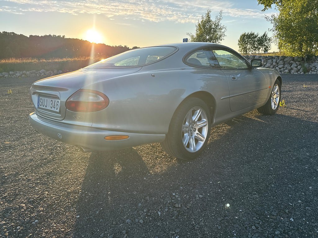 Vehicle Image 24