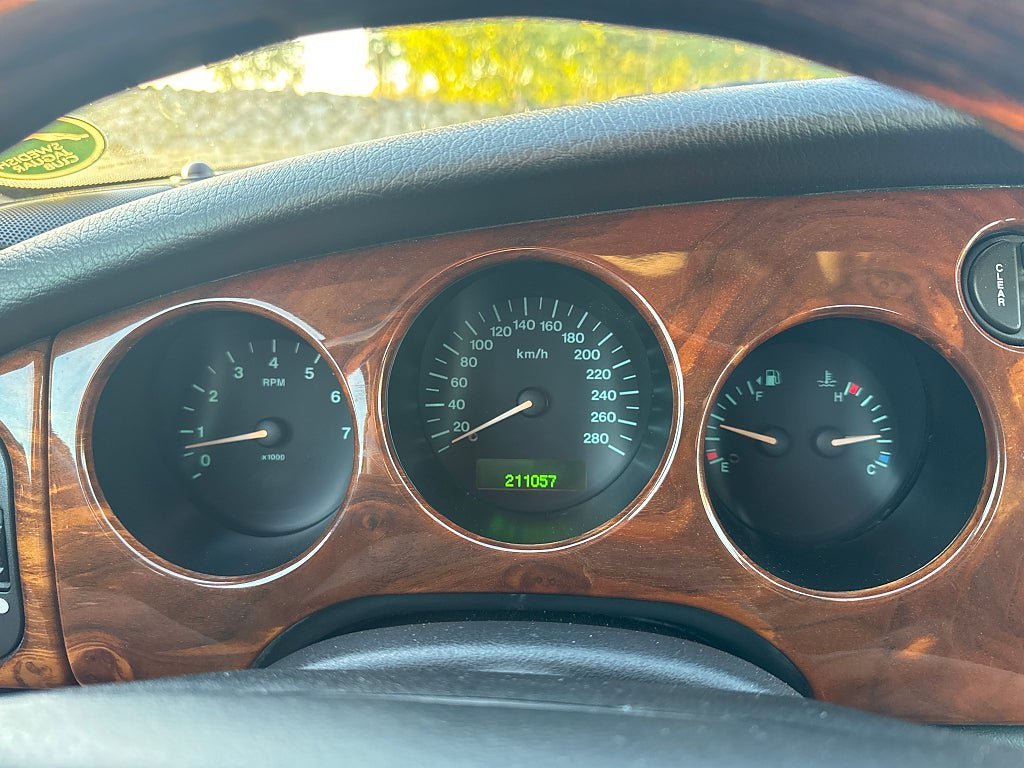 Vehicle Image 26