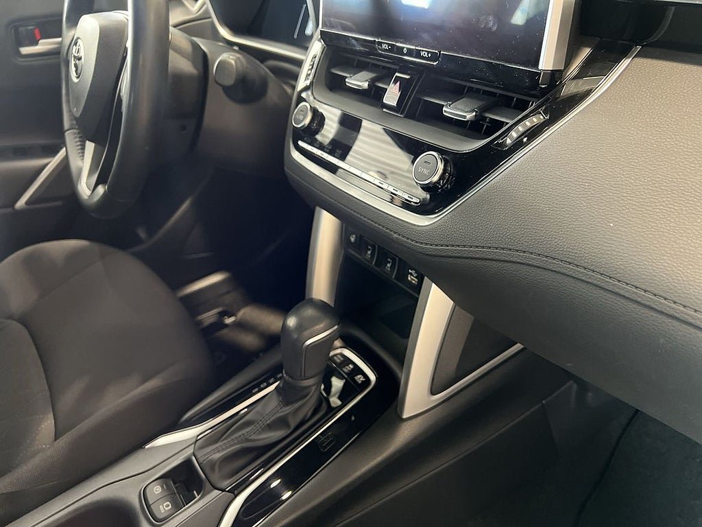 Vehicle Image 21
