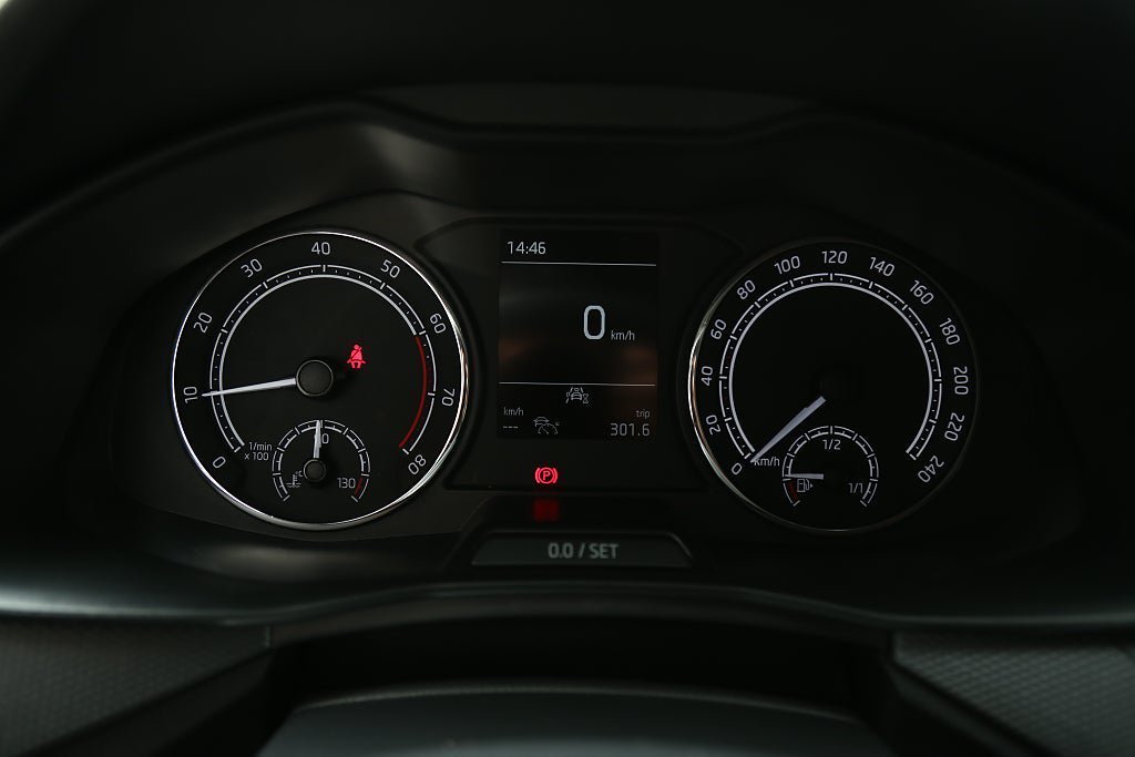 Vehicle Image 17