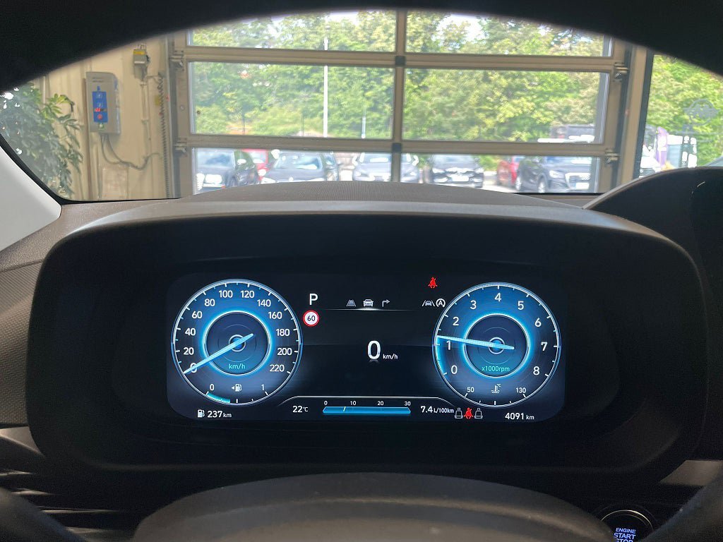 Vehicle Image 19