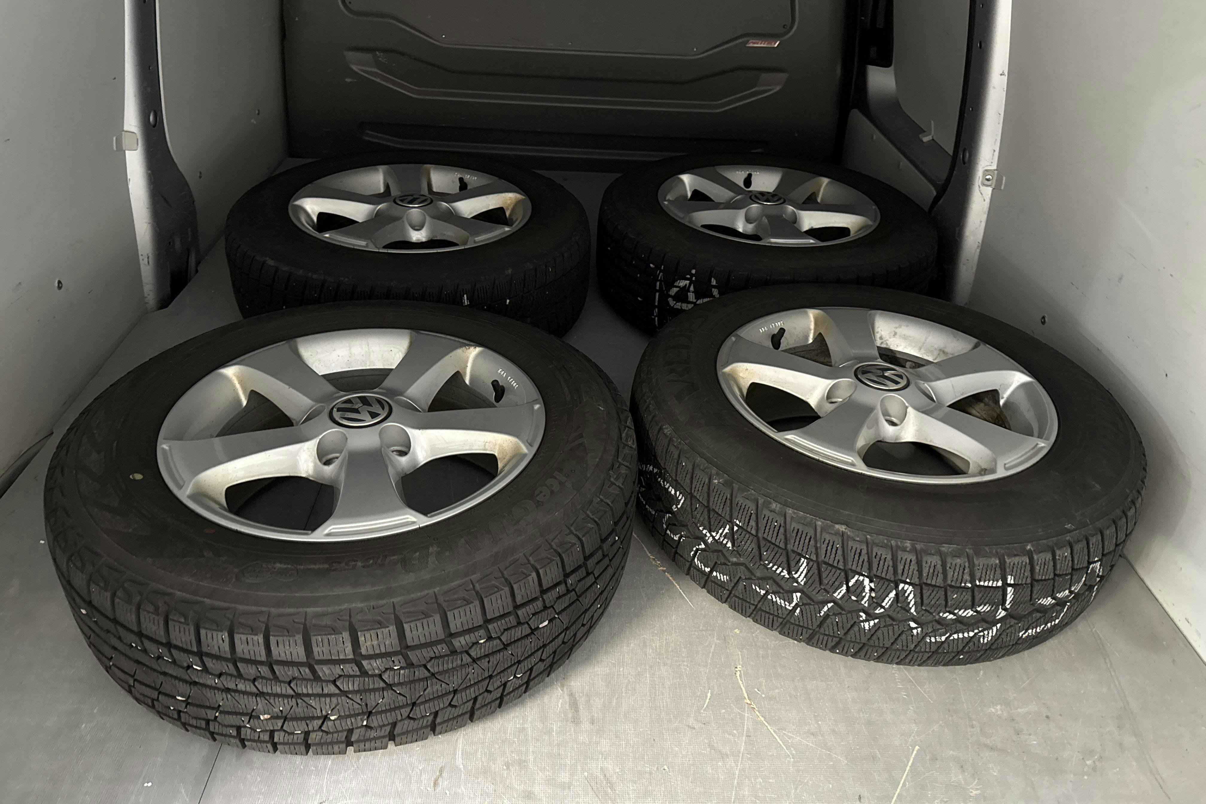 Vehicle Image 11