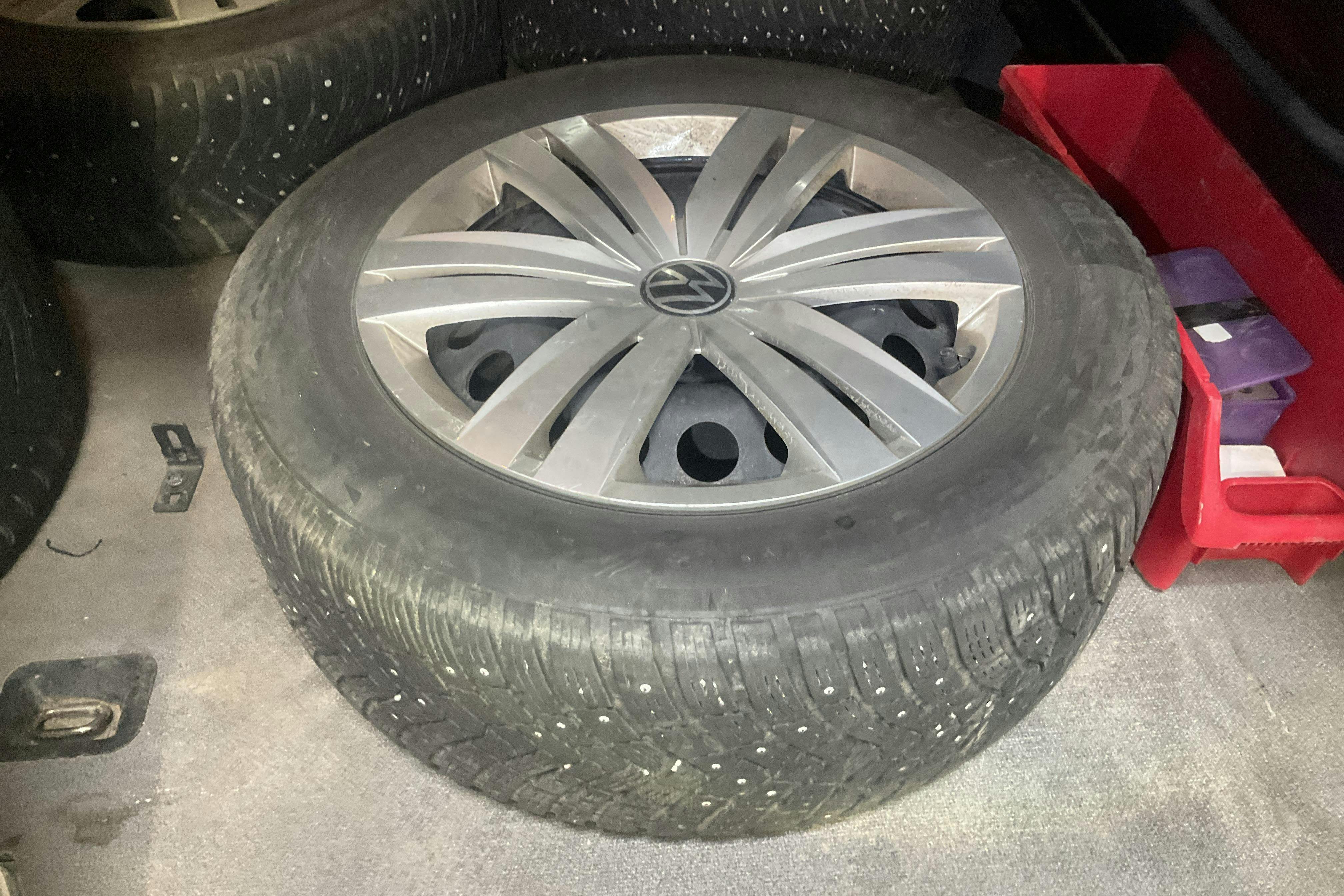 Vehicle Image 13