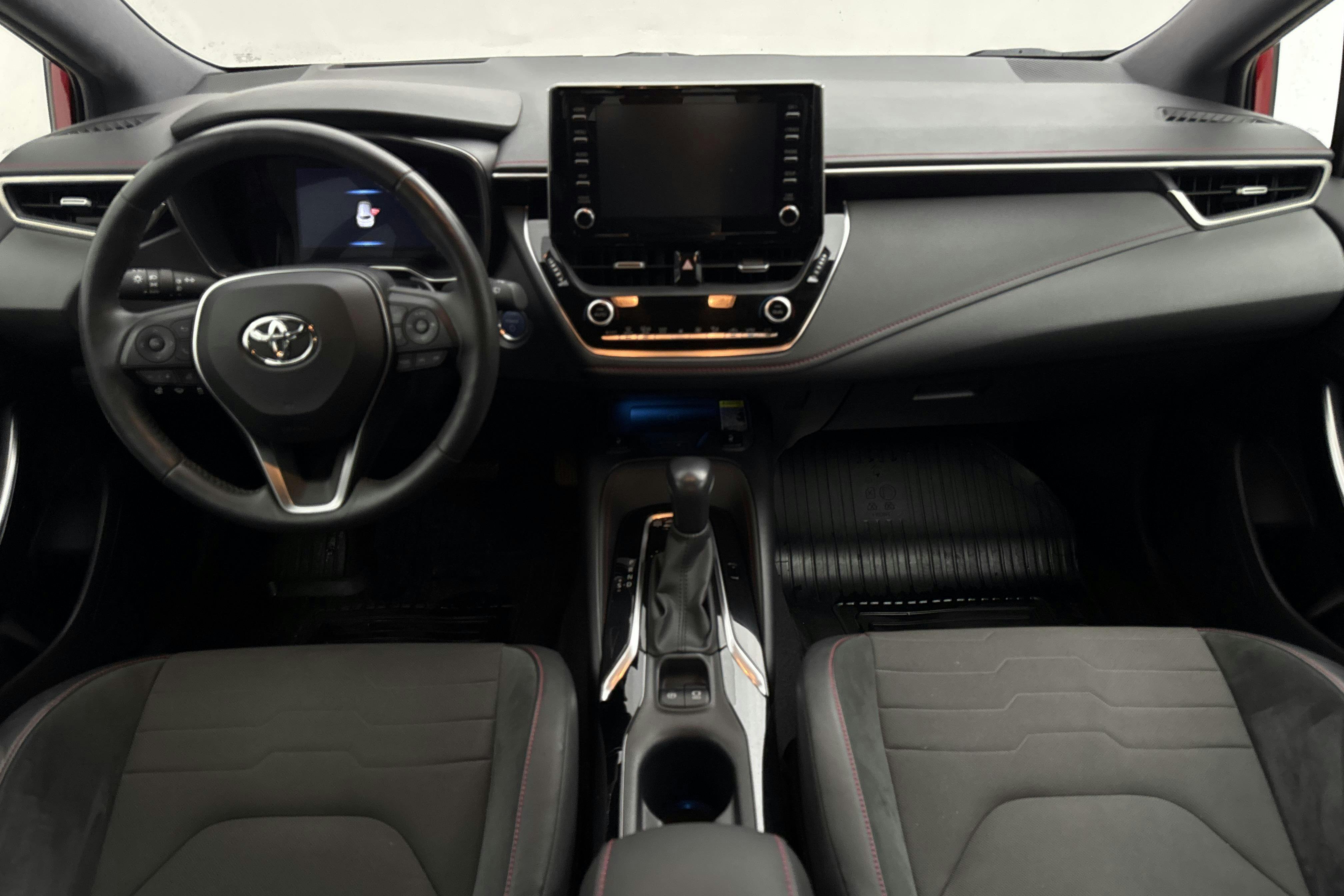 Vehicle Image 6