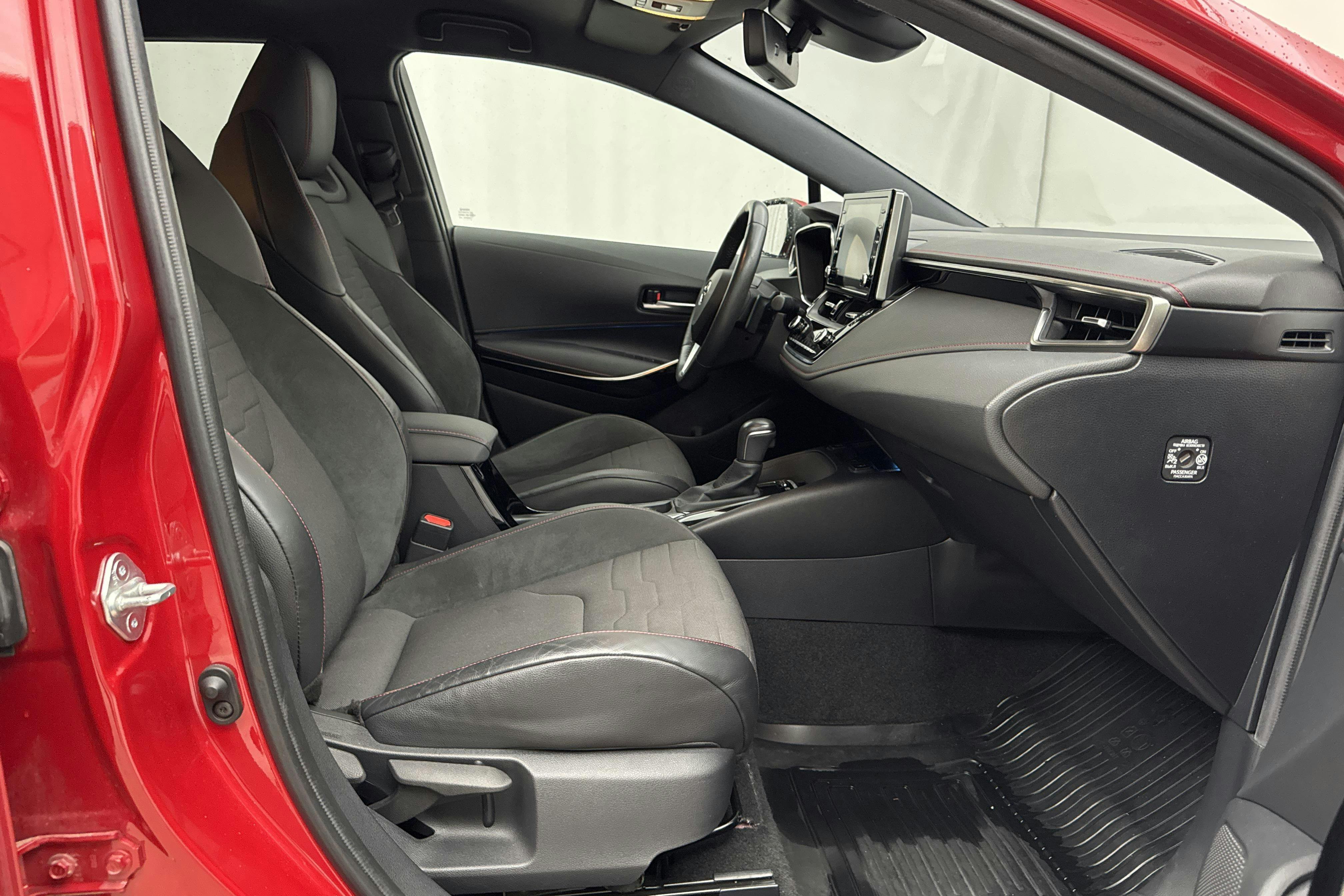 Vehicle Image 7