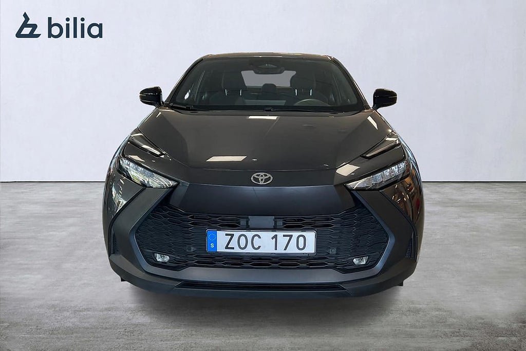 Vehicle Image 6