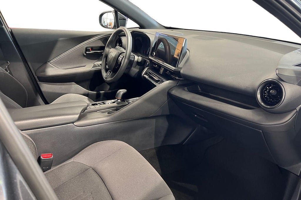 Vehicle Image 7