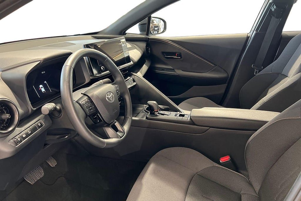 Vehicle Image 14