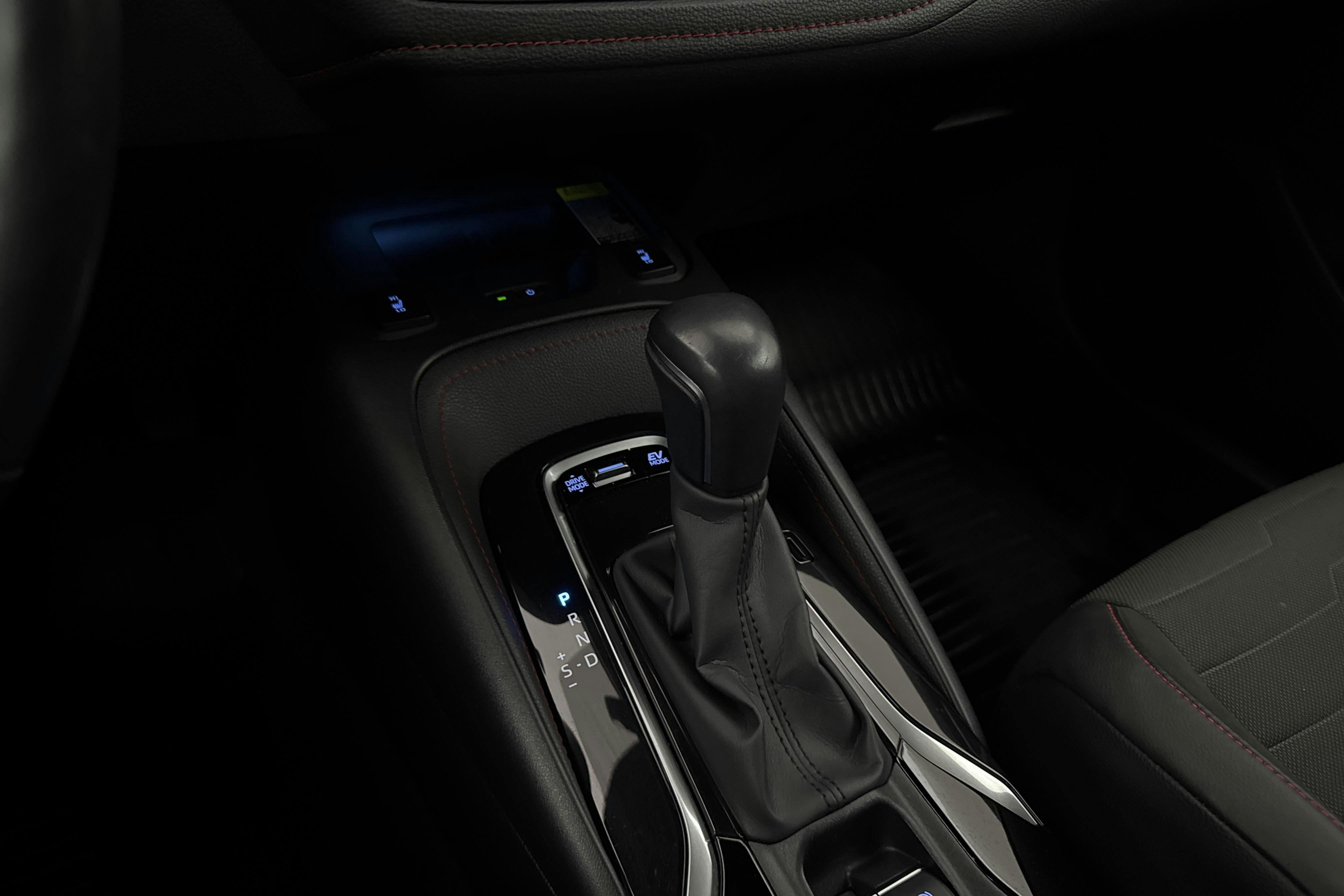 Vehicle Image 15