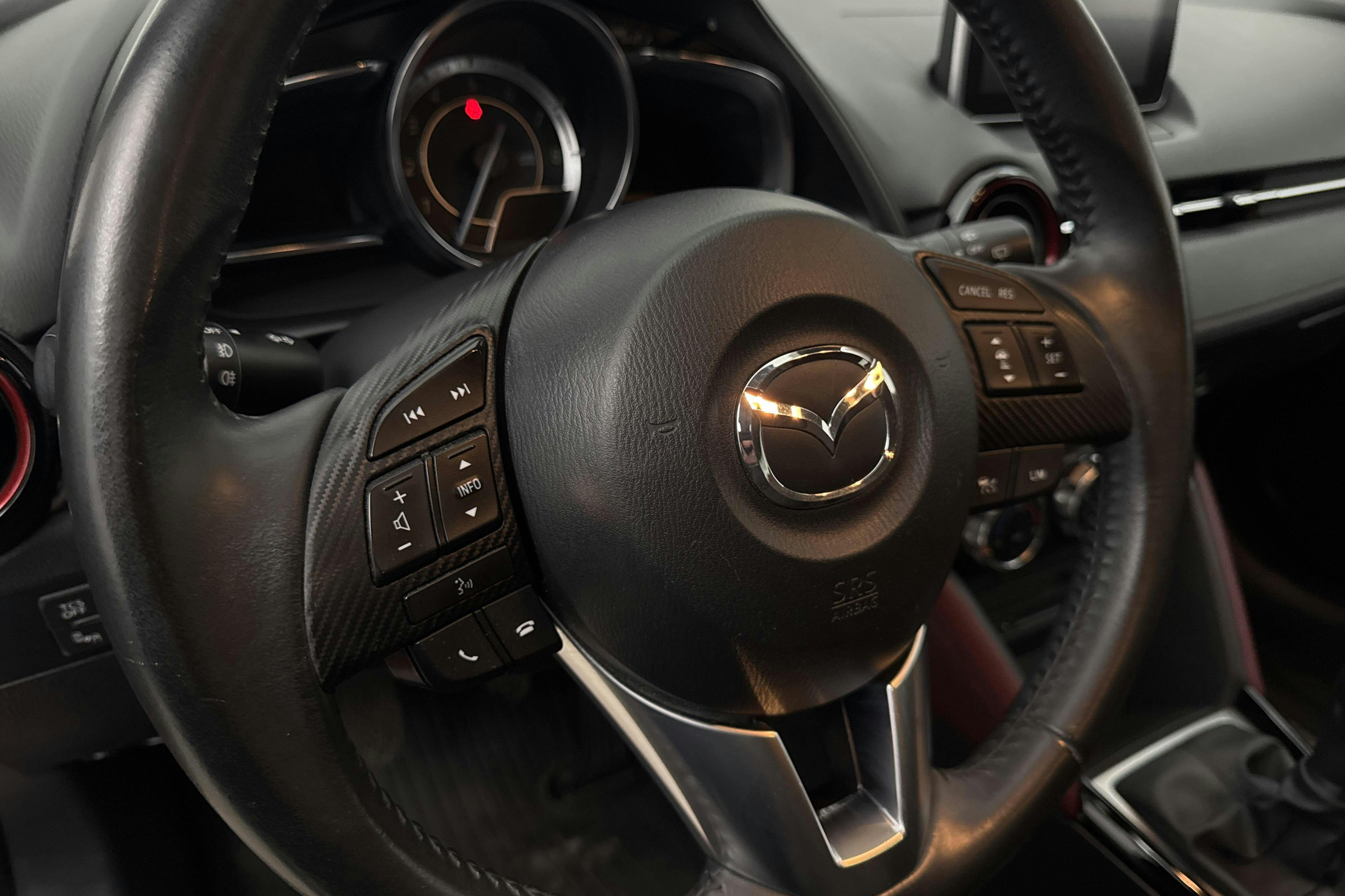 Vehicle Image 14