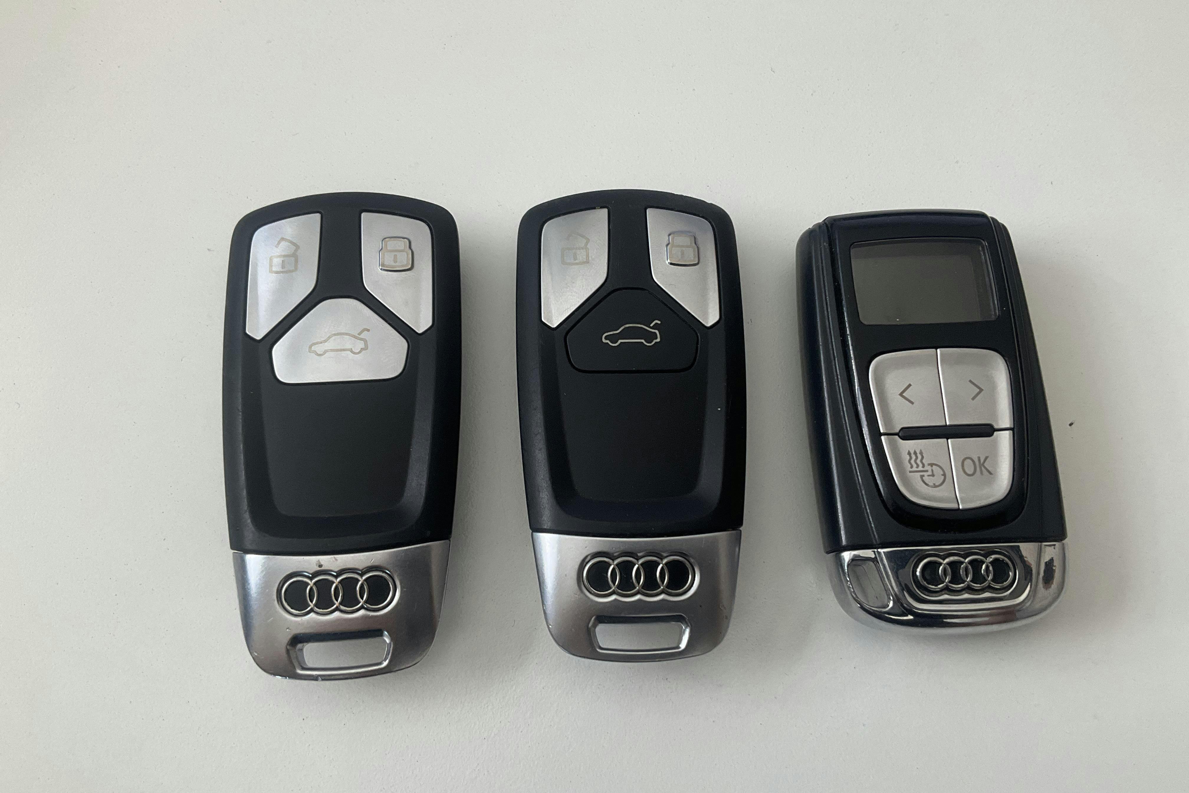Vehicle Image 21