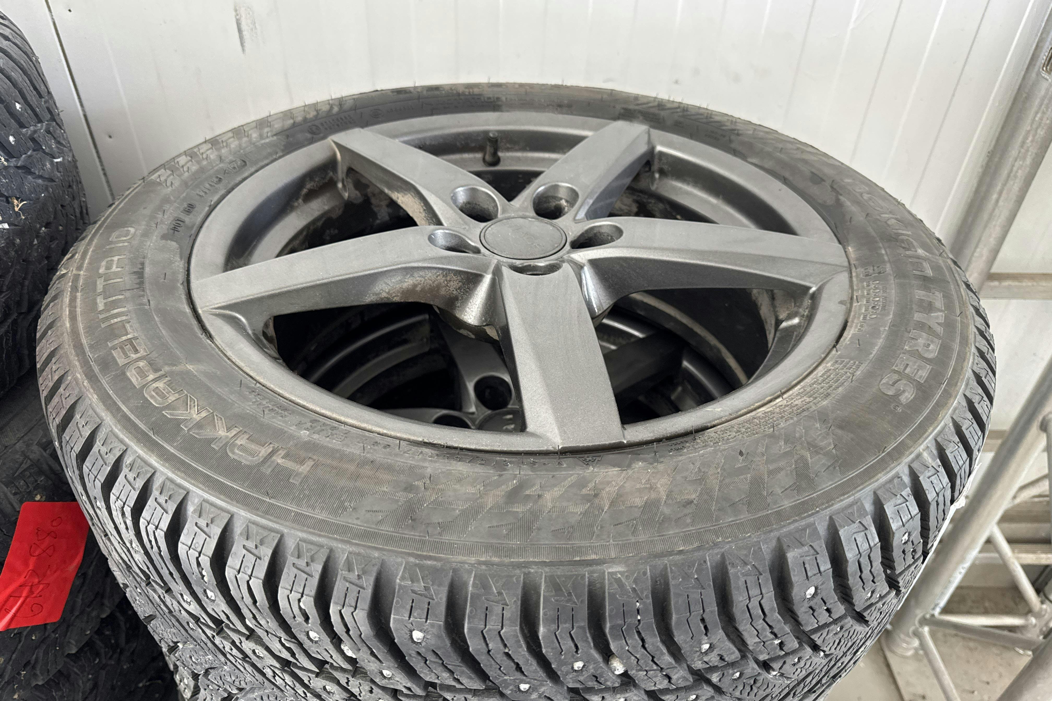 Vehicle Image 19