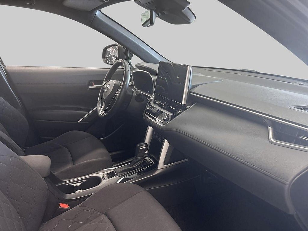 Vehicle Image 10