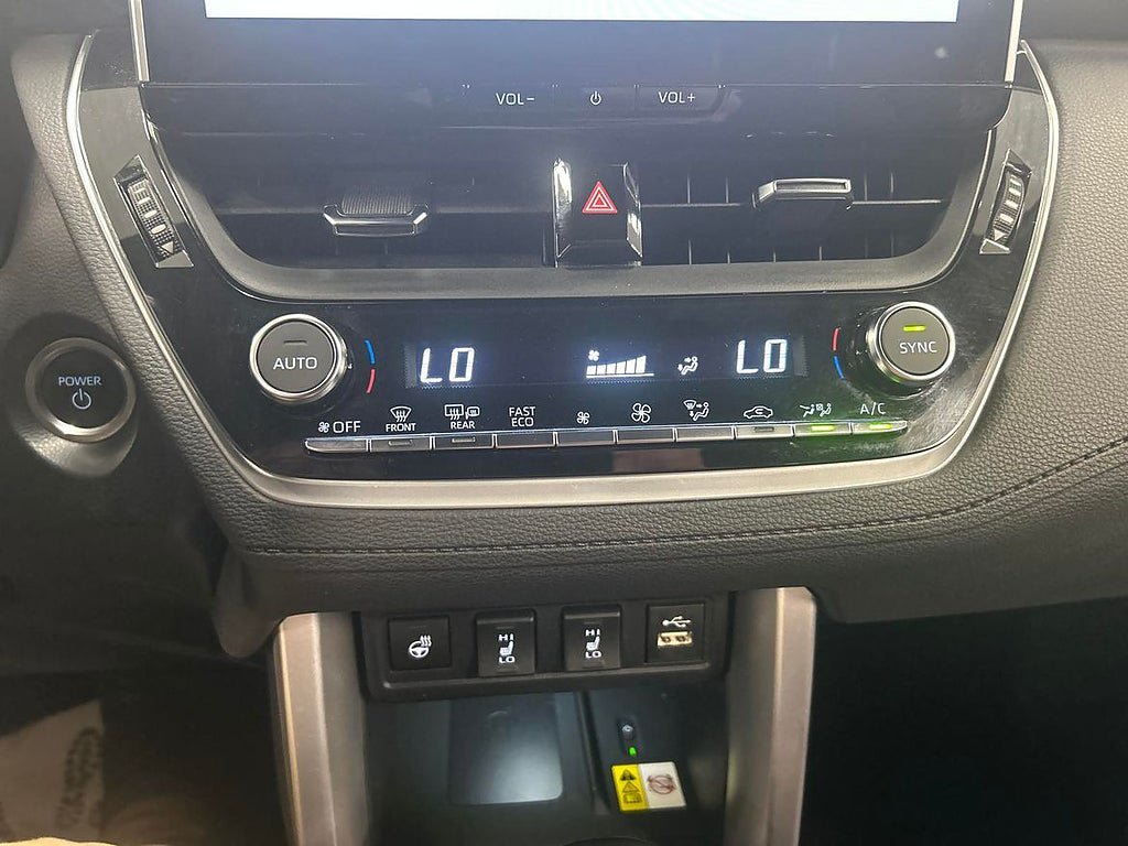 Vehicle Image 17
