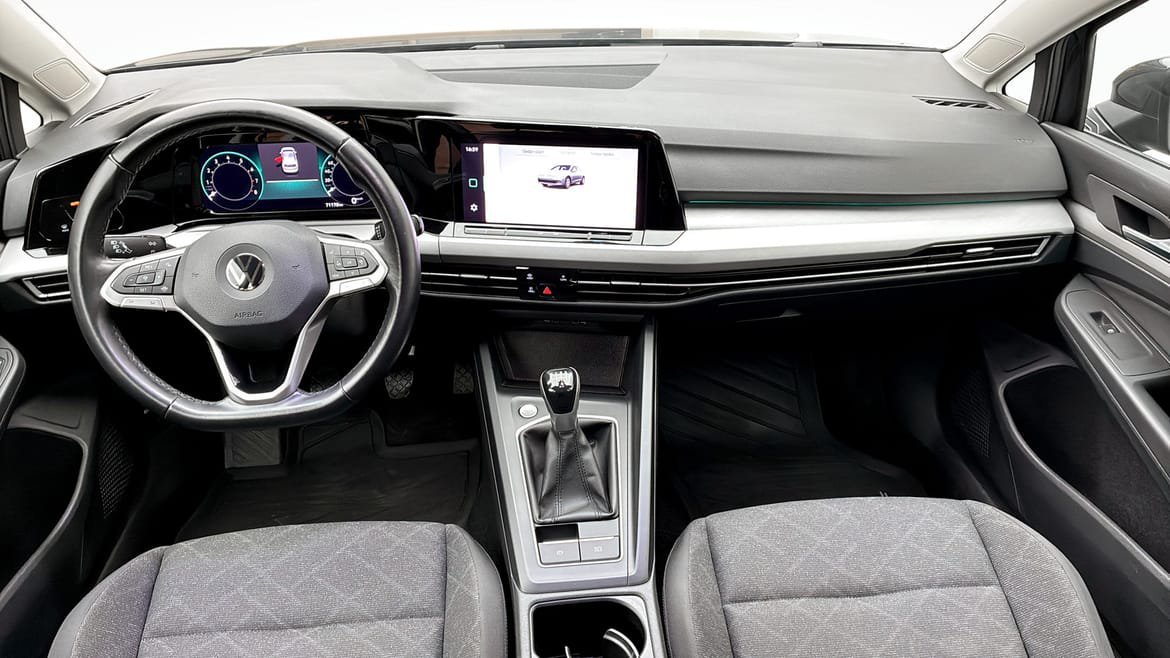 Vehicle Image 10