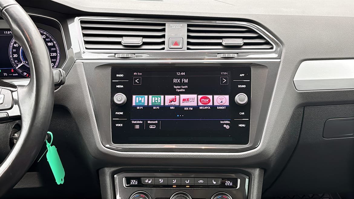 Vehicle Image 9