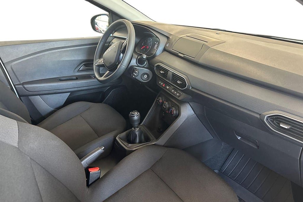 Vehicle Image 7