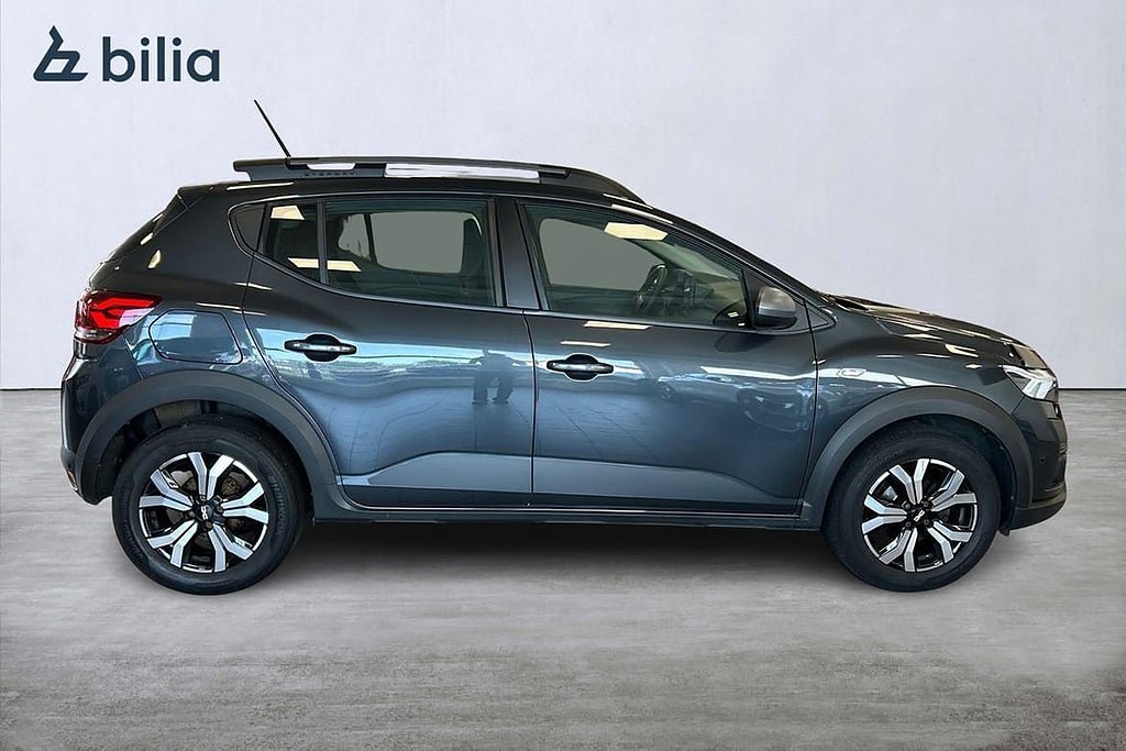 Vehicle Image 18