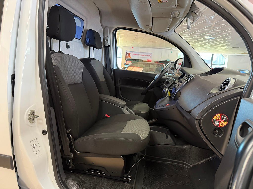 Vehicle Image 17