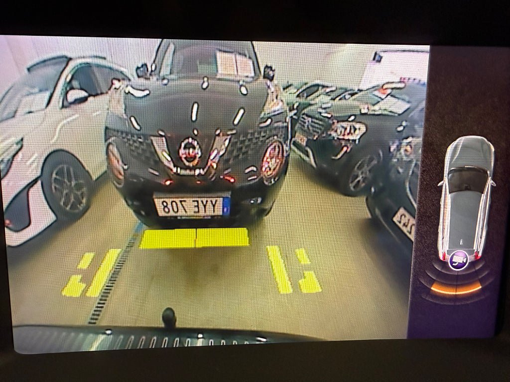 Vehicle Image 21