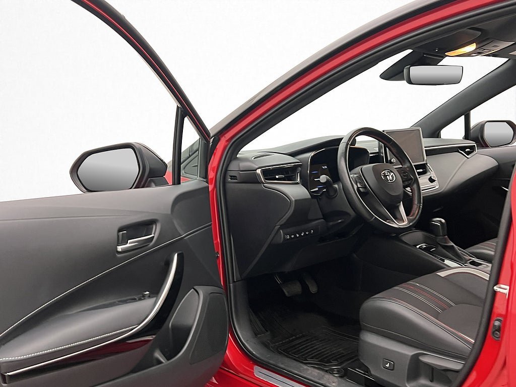 Vehicle Image 11