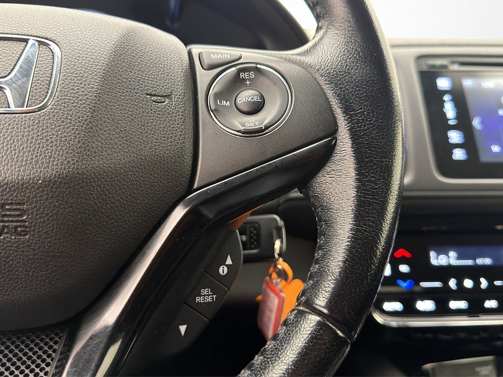 Vehicle Image 17